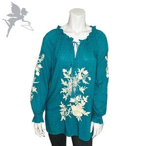 NWT SOLITAIRE Teal boho embroidered top